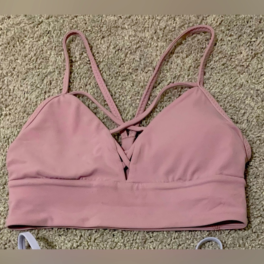 Mauve strappy Lululemon sports bra